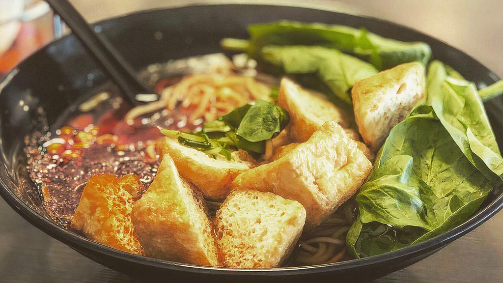 Vegan Chongqing Ramen 重庆面豆腐 · Spicy. Tofu topping, no meat, no cheese, vegan broth. Crispy spicy Chongqing noodle soup.