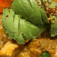 Avocado Noodle Curry* (Vg) · Steamed rice noodle with broccoli, spinach, Choice of protein topped with our Peanut curry s...