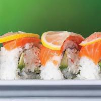 Salmon Lover · Kani, Avocado, Cucumber, salmon, Sushi sauce