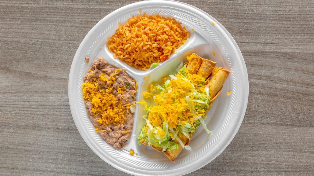 3 Pieces Rolled Tacos With Guacamole Rice & Beans · rice end beans