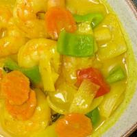 Yellow Curry With Shrimp · Spicy.Green & red bell pepper, peas and carrots, bamboo and basil in yellow curry sauce with...