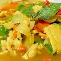 Yellow Curry With Chicken · Spicy.Green & red bell pepper, peas and carrots, bamboo and basil in yellow curry sauce with...