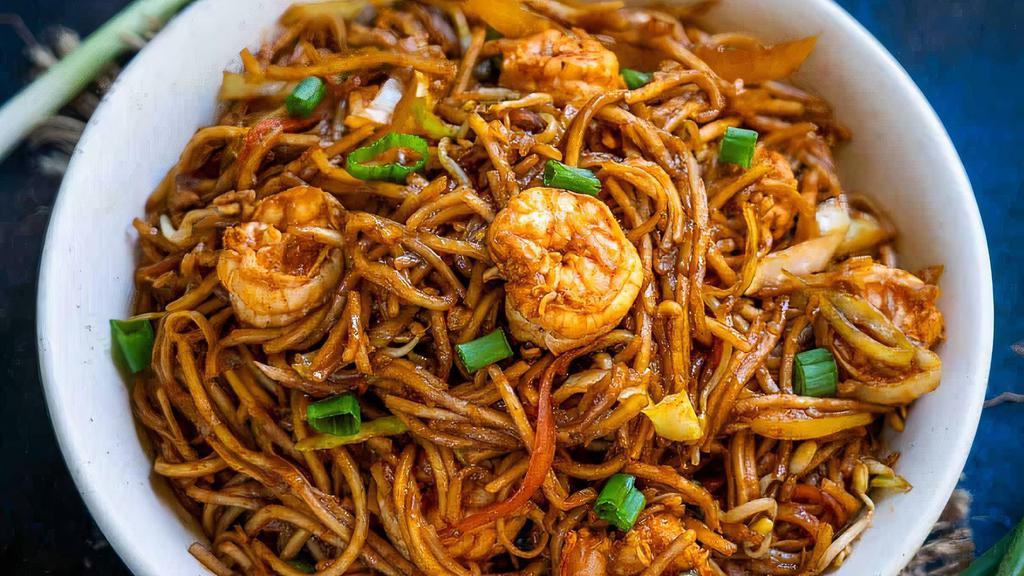 Shrimp Chow Mein · Soft noodle.