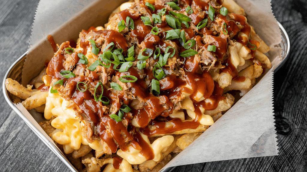Ultimate Bbq Fries · Crispy fries topped with classic mack n’ cheese, pulled. pork, bourbon bbq sauce & scallions. (cal 1000)