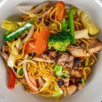 Chicken Yakisoba · 