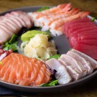 Fuku Master* · 49 pieces fish assortment 10 tuna, 10 salmon, 10 yellow tail, 5 octopus, 5 albacore, 5 shrim...