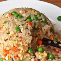 Vegetable Fried Rice 蔬菜炒饭 · With broccoli, peas and carrots.