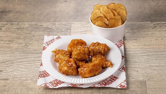 Boneless Wings Combo - 8 Piece · Looking for a delicious dinner? We're all for wingin' it with our wings combos! Get 8 boneless wings with one of our delicious sides.