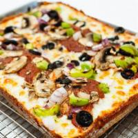 Lrg - Veggie · Cheese, Red Sauce, Mushrooms, Onions, Bell Peppers, Black Olives