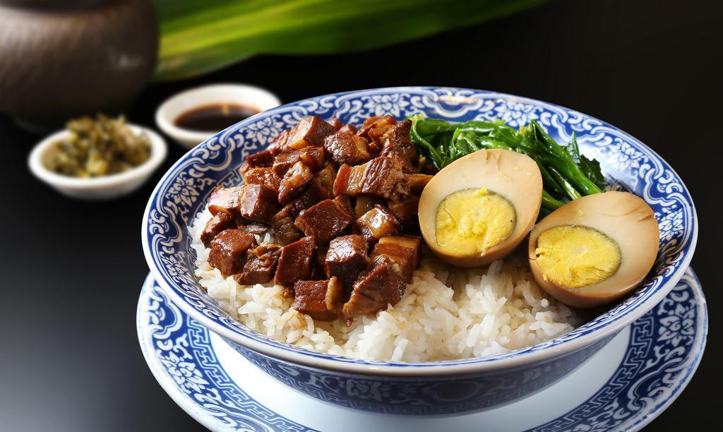 Taiwanese Braised Pork Rice/ 台式滷肉飯 · 