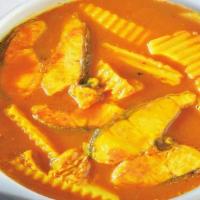 Yellow Curry / Kaeng Karee · Yellow curry with coconut milk, onions, carrots, potatoes, and your choice of meat.