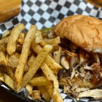 Warthog Pulled Chicken · Warthog Slow Smoked Chicken / 4 hours smoked / Grilled Garlic Brioche Bun / Warthog Barbeque...