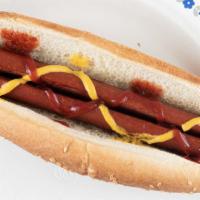 Hot Dog · Hot dog with pico de gallo, ketchup and mustard.