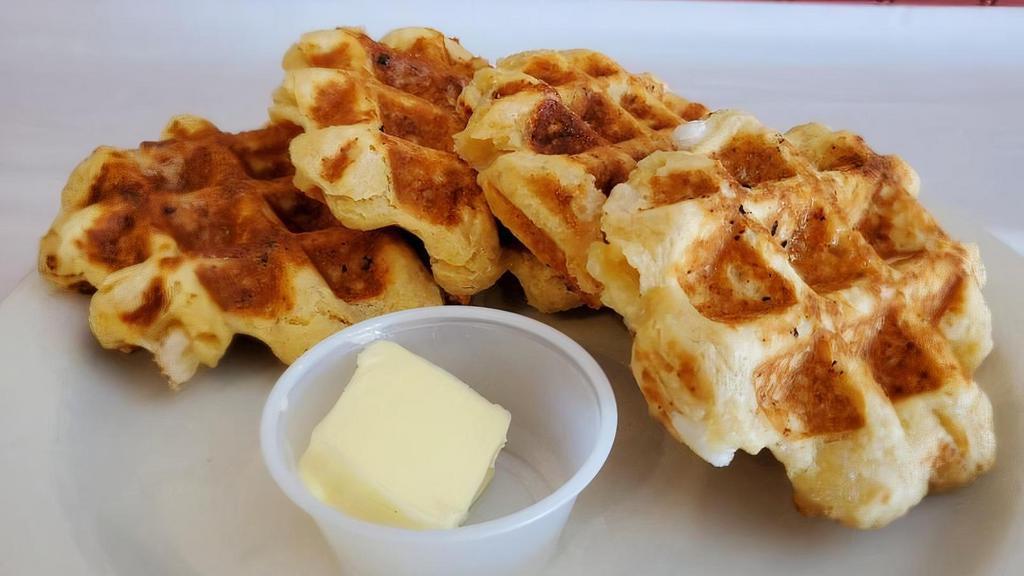Huffman (Two Waffles) · 2 waffles with syrup and butter