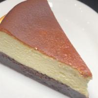 Basque Burnt Cheesecake · with brownie crust