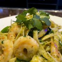 Tequila Shrimp Fettuccine · Our creamy jalapeno lime sauce with shrimp, spinach, fettuccine,
red onions, bell peppers & ...