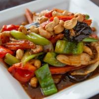 Golden Cashew · Shiitake mushrooms, bell peppers, green onions, celery, cashew nuts and racha special sauce.