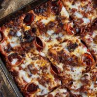 Brew Master Pizza · Popular. House sauce, smoked mozzarella, pepperoni, sausage, and bacon. The baked thin crust...