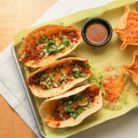 Choritacos (3 Pc) · Tacos served on a 6