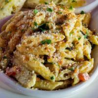 Chicken Florentine Beecher'S · Beecher’s Mac & Cheese with oven-roasted chicken, tomatoes, garlic, spinach & pesto.. Served...