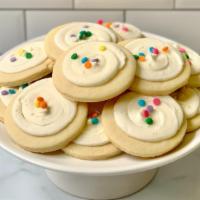 Buttercream Sugar Cookies (6) · Our signature sugar cookies are topped with our in-house, made from scratch buttercream reci...