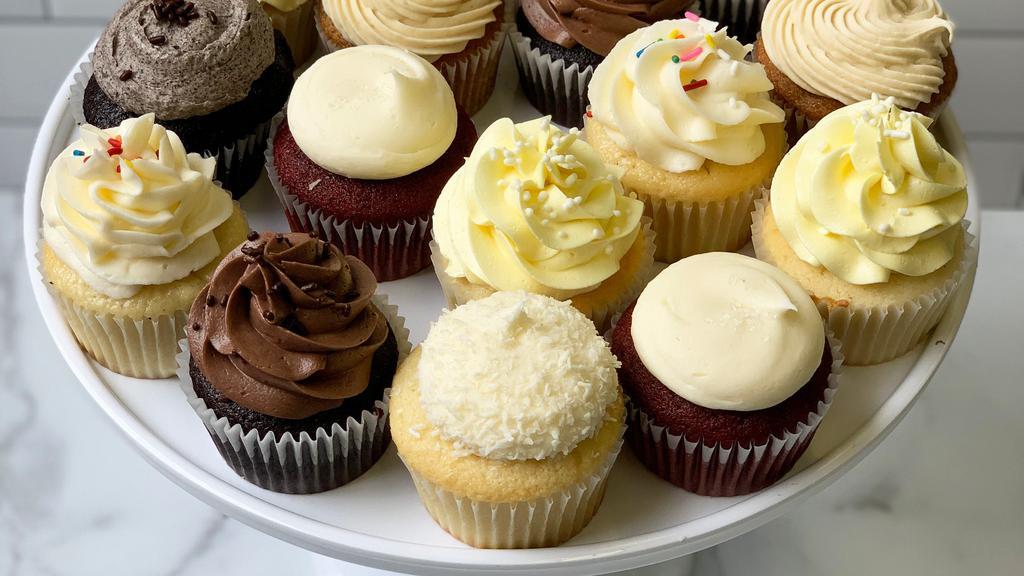 Assorted Gf Cupcakes (12) · Assortment of our daily selection of gluten free cupcakes. Customization not available. Regular size.
Qty: 12