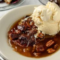 Apple Cobbler · A simple yet delicious apple dessert with cinnamon and topped with vanilla ice cream. Just l...