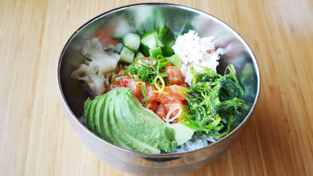 Yuzu Salmon · Yuzu chili, wakame salad, cucumber, crab salad, avocado, ginger, sushi rice or mixed greens.
*can be gluten-free without crab salad.
*Consumption of raw or undercooked meat, egg, or seafood may increase your risk of food-borne illness.