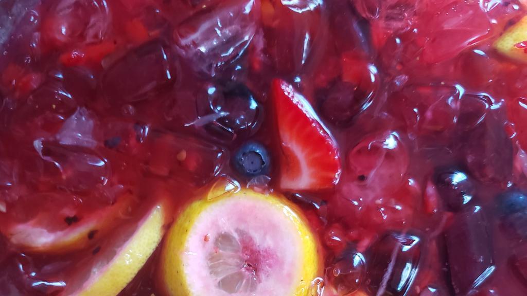  Berry Lemonade · Large berry lemonade