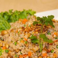 Cơm Chiến Chay / Veggies Fried Rice · Fried rice with tofu, green pea and carrot.
