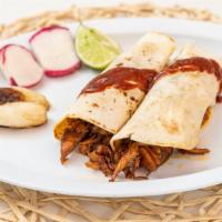 Taco Árabe / Arabian Taco · Marinated pork with chipotle sauce wrapped in flour tortillas.