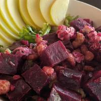Salade Roasted Red Beet (To Go) · Mesclun mixed greens, oven roasted red beets, fourme d'ambert blue cheese, fresh apples and ...