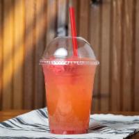 Strawberry Lemonade · 16oz