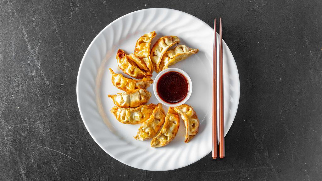 Potsticker · Hungry? Add these to make a complete meal! These fried goodies are made with
chicken and veggies. They also come with a special soy dipping sauce which is to die for.