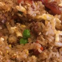 Com Chien Thap Cam · Combination fried rice