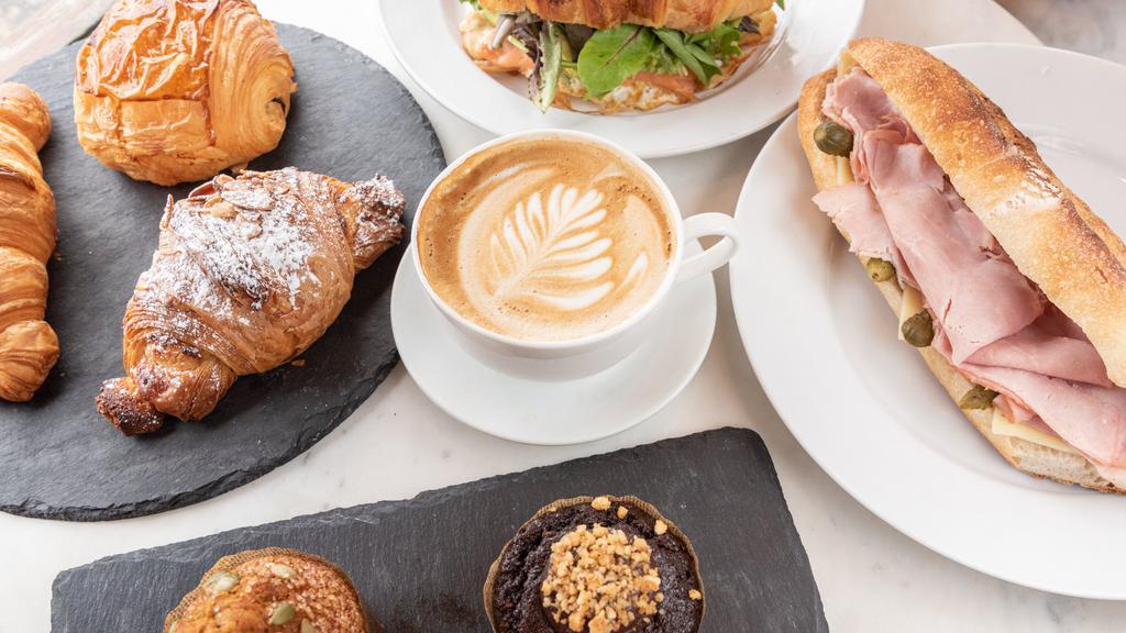 La Boulangerie · Alcohol · Breakfast · Sandwiches · Desserts · Coffee