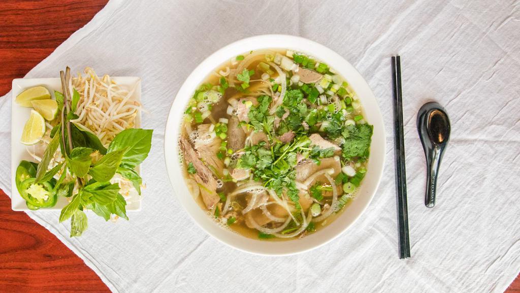Pho 54 · Pho · Vietnamese · Smoothie · Chinese · Noodles