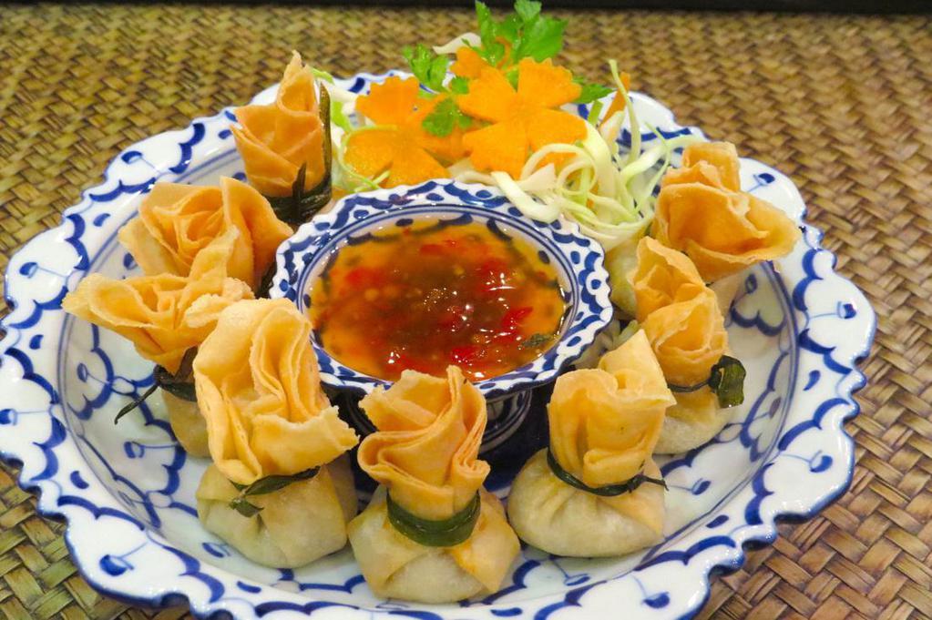 Bangkok Station · Thai · Noodles · Seafood · Chinese · Salad