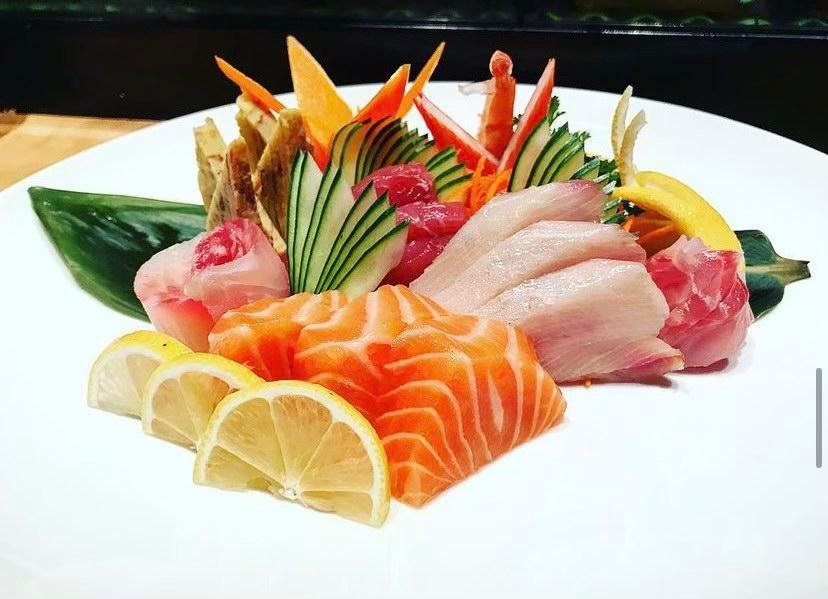 Friends' Sushi & Bento Place · Japanese · Sushi · Salad · Asian