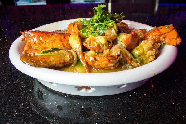 168 Crab Cajun Seafood and Karaoke · Seafood · Chicken · Soup · Salad