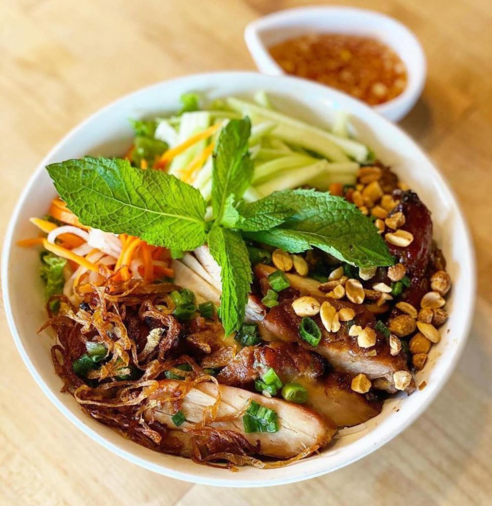 Evie’s Vietnamese Kitchen · Vietnamese · Salad · Fast Food
