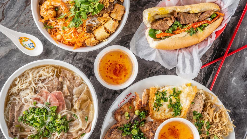 Pho Lien Hoa · Seafood · American · Noodles · Soup · Chinese · Desserts