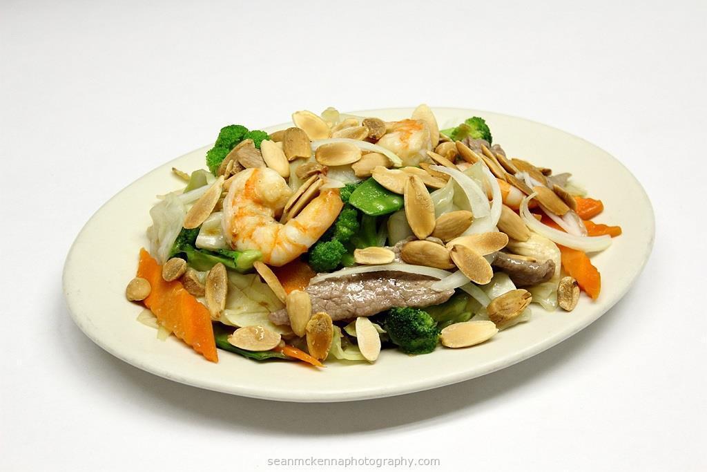 Vina Highland Restaurant · Vietnamese · Thai · Chinese · Salad