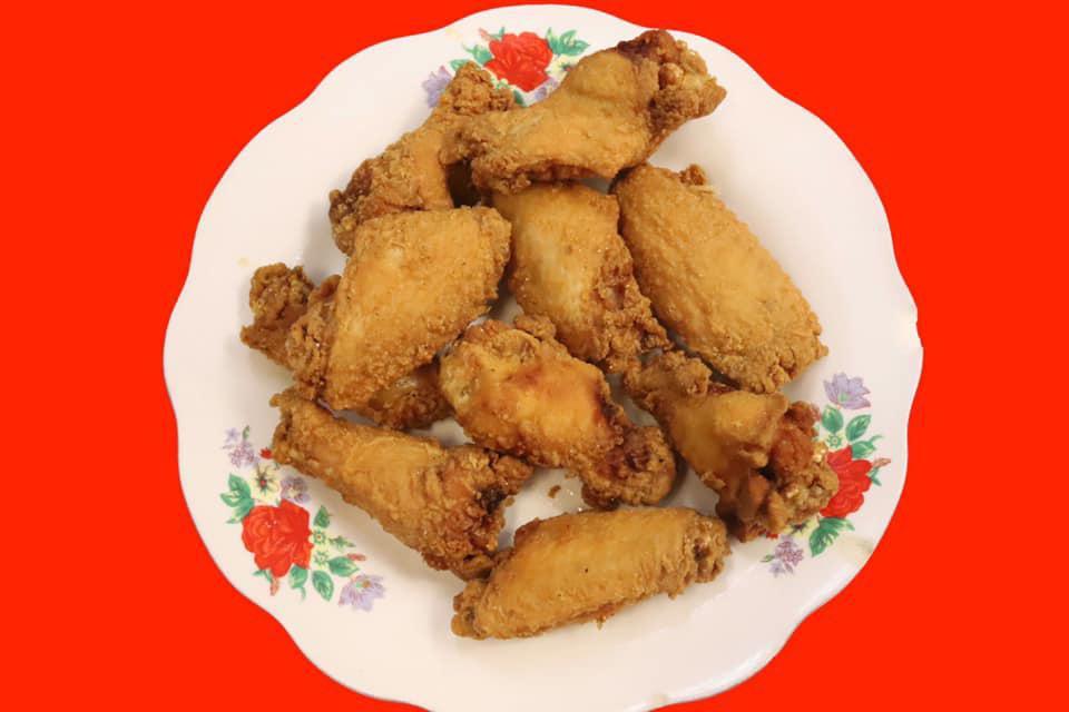 Golden Fried Chicken & Fish · Chicken · Seafood · Sandwiches · Desserts