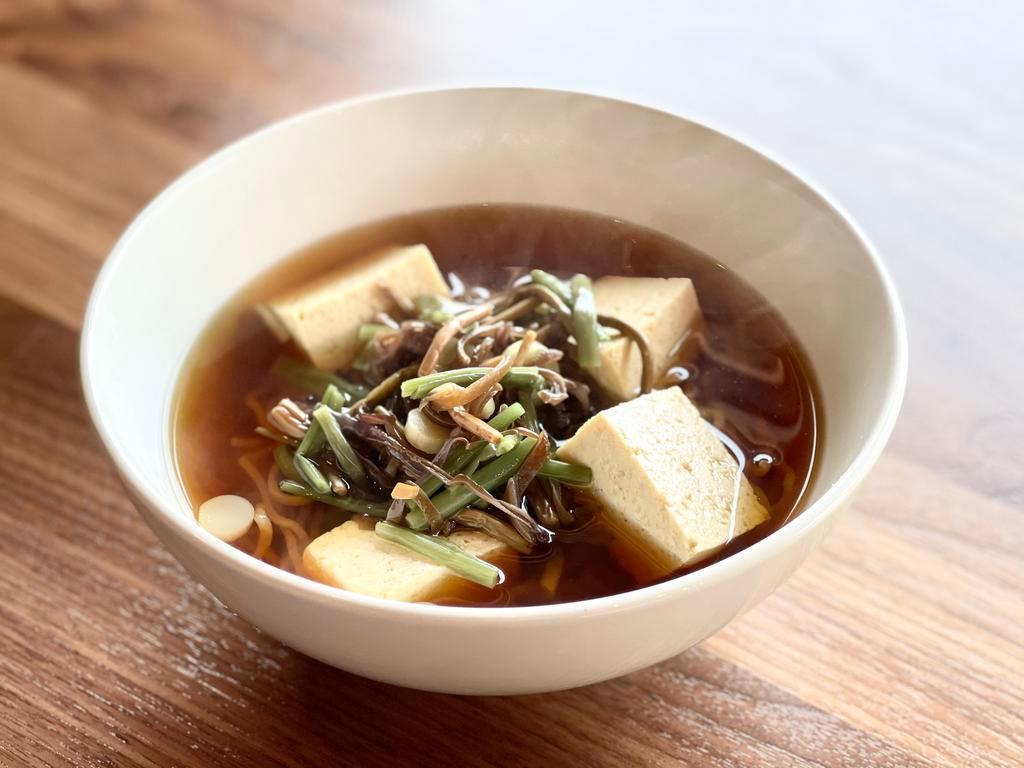 Kirin Noodle Bar · Ramen · Salad · Japanese · Asian · Vegetarian