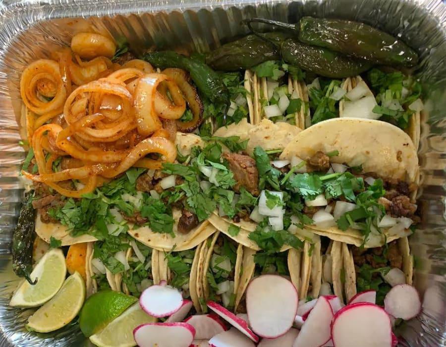 Super Tacos el Chihuas · Mexican · American