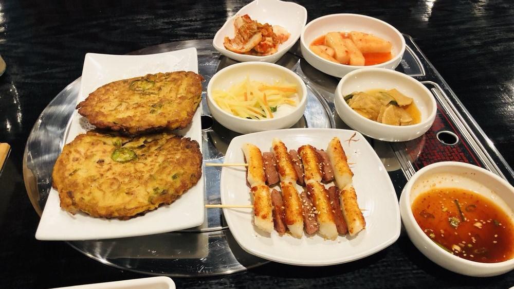 Tang & Sushi · Korean · Sushi · Seafood · Soup · Noodles