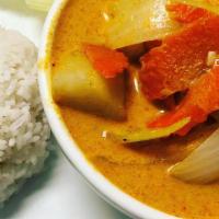 Yellow Curry · What’s good. Curry paste with coconut milk, potato, carrot, onion and tomato.