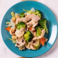Steamed Chicken With Mixed Vegetables 水煮杂菜鸡· · 