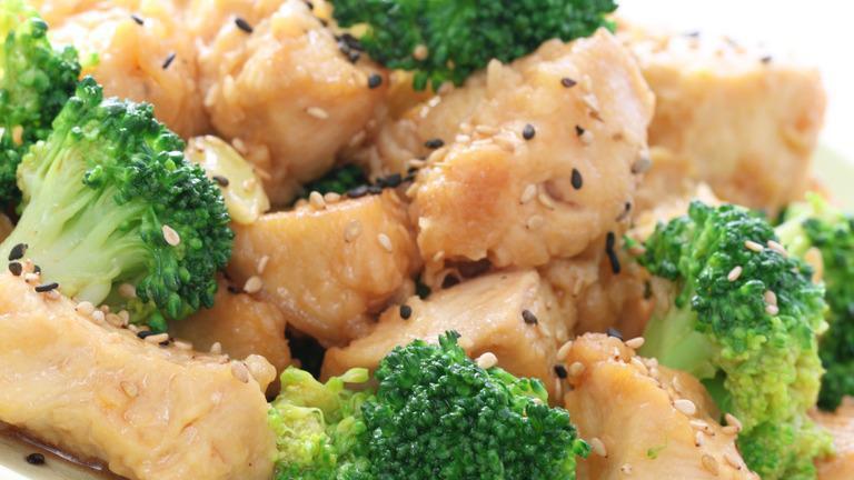 Chicken Or Beef With Broccoli · 